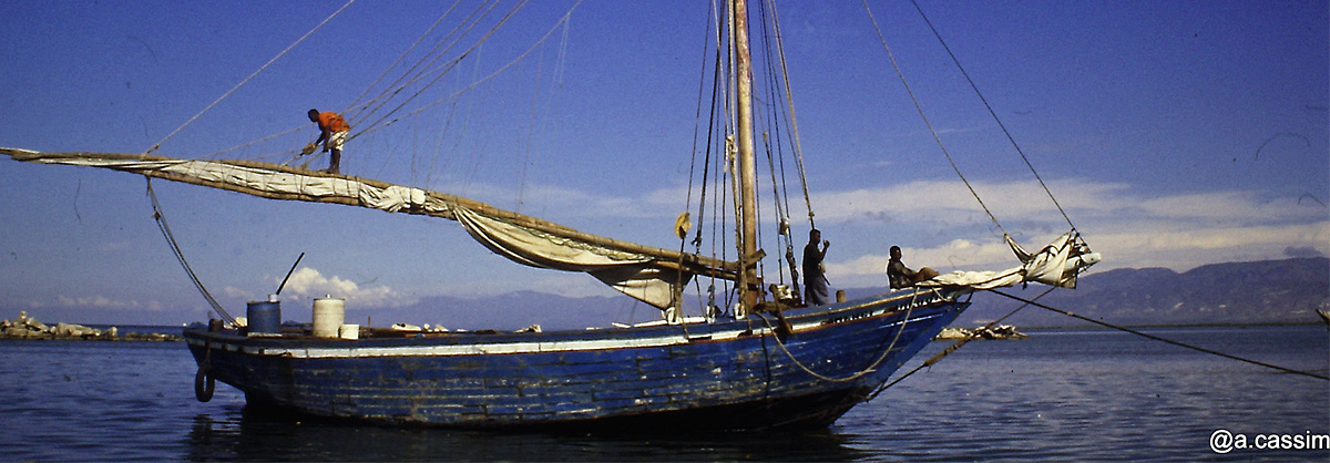 Haiti - Barque de pêche traditionelle